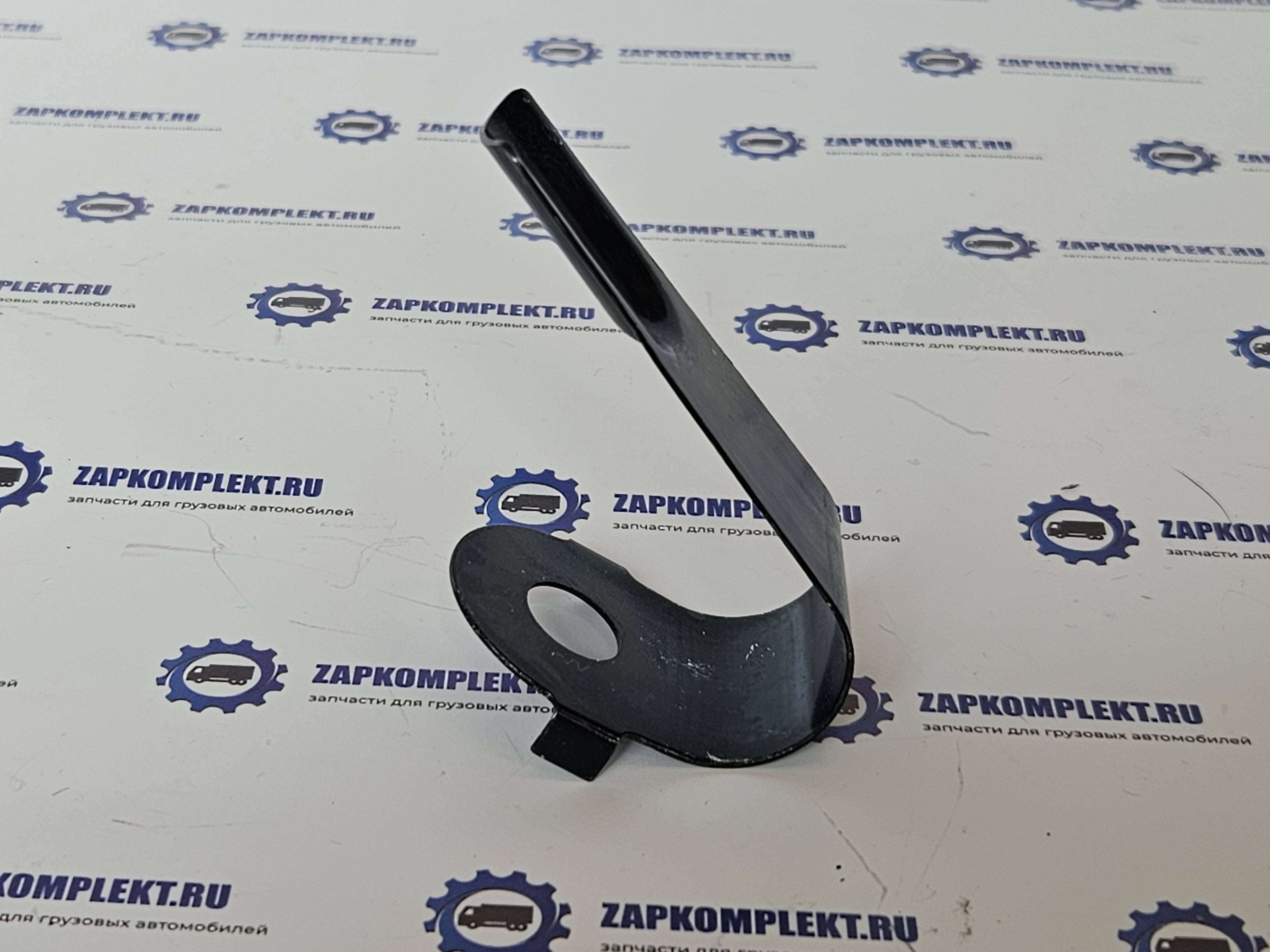 Пластина упорная крюка буксировочного Hyundai HD120
