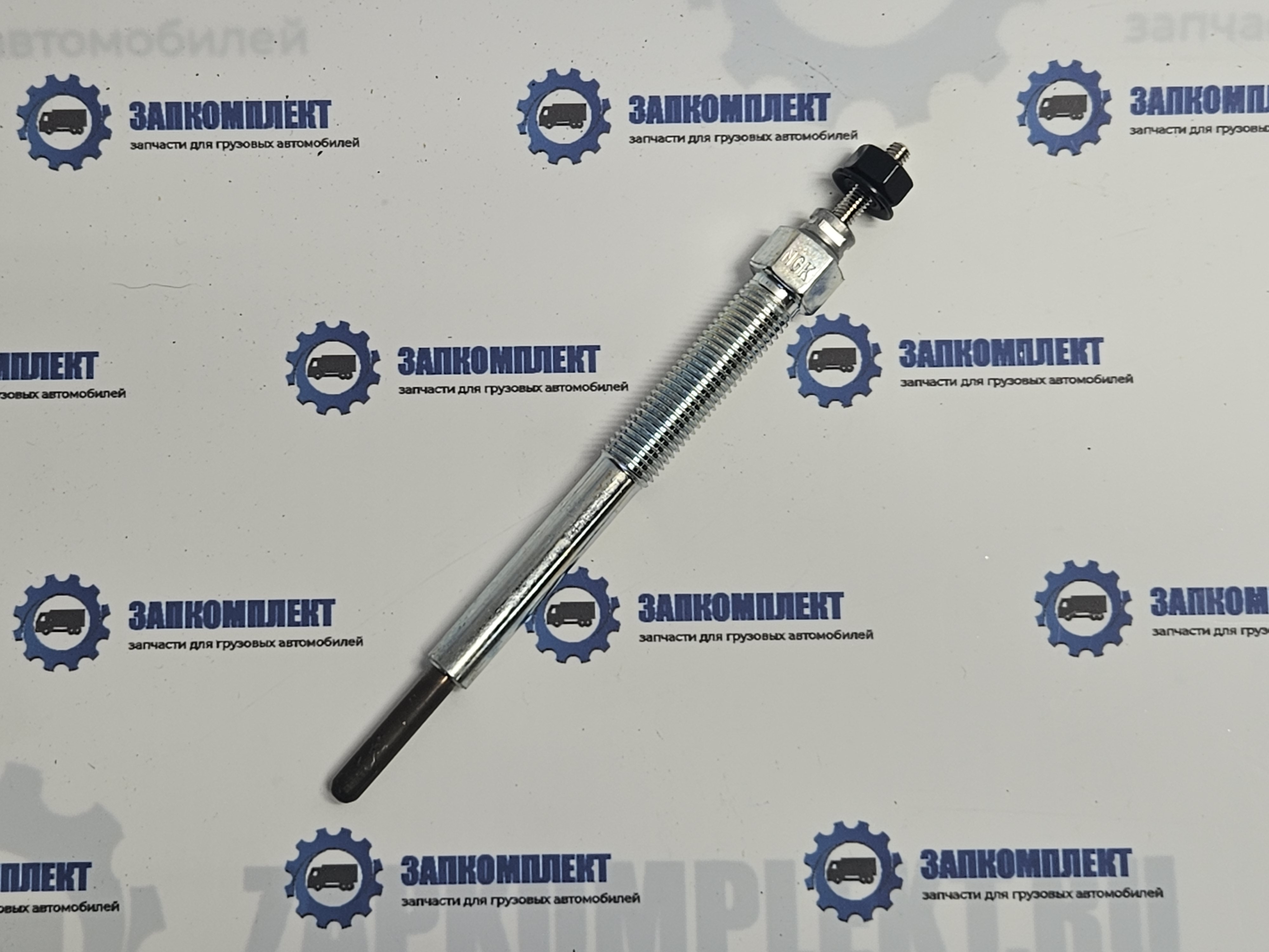 Свеча накала Hyundai HD78 HD72 HD65 D4DD D4AL NGK